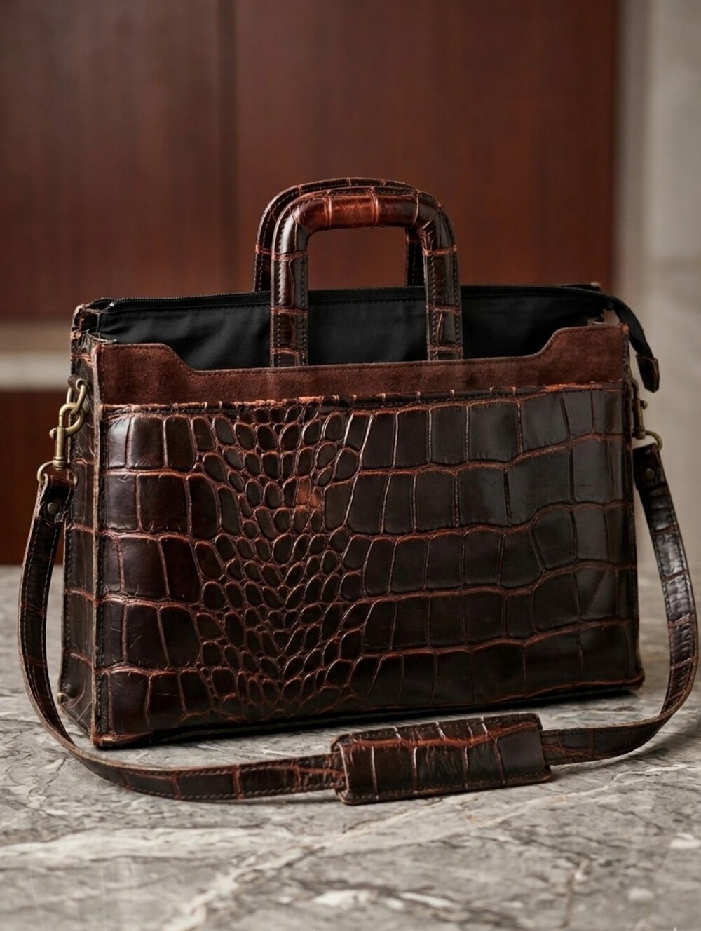 Vintage Flying Horse Alligator Embossed Leather Briefcase Messenger Bag Brown